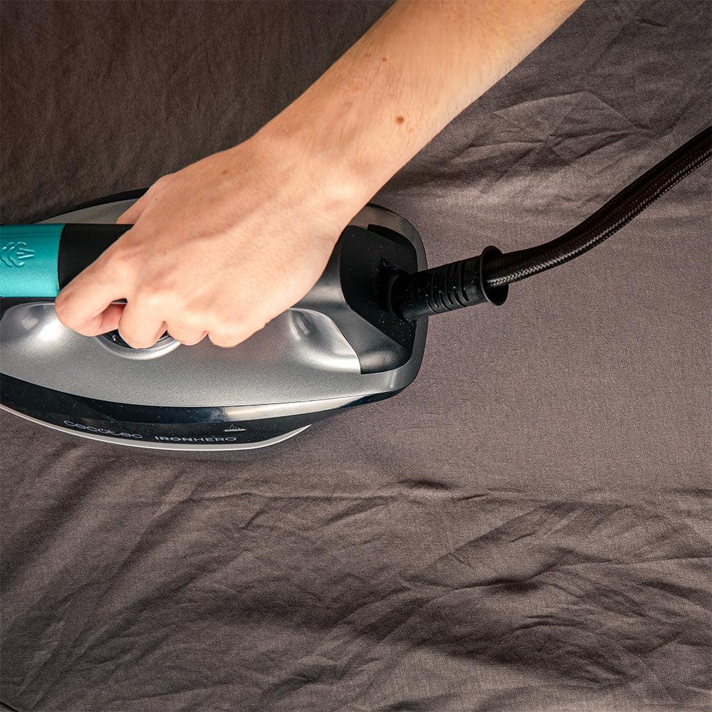Cecotec IronHero H-2800 Estación De Plancha A Vapor 2800 W Con Vapor Continuo 135 g Por Minuto